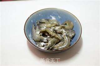 【蒜香椒盐虾】的做法步骤:2