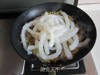 泡椒鲟鱼筋的做法步骤:4