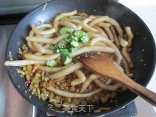 泡椒鲟鱼筋的做法步骤:8