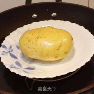 #从小就喜爱的美味-----土豆泥蛋盅的做法图解2