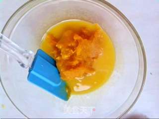 南瓜戚风蛋糕的做法步骤:4