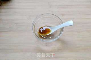 百合梅酱煎鸡翅的做法步骤：4