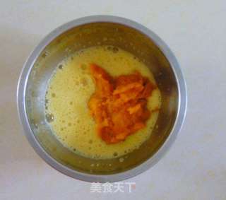 超Q润南瓜戚风的做法步骤:3