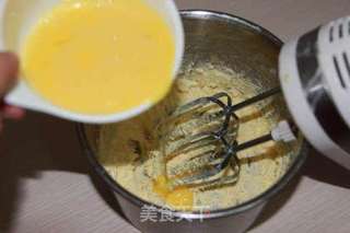 伯爵蛋糕 —— 给蛋糕赋予一种独特的风味的做法步骤:4