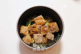 东坡肉的做法步骤:7