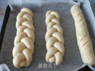 手工辫子面包的做法步骤:10