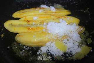 黄油香蕉佐冰激凌的做法步骤:5