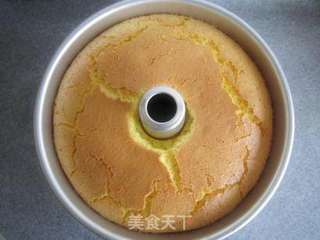 乳酪戚风蛋糕的做法步骤:10