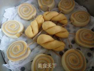 棒棒糖三色花卷的做法步骤:15