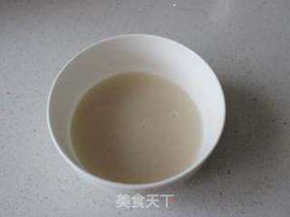 奥尔良风味烤肉披萨的做法步骤：1