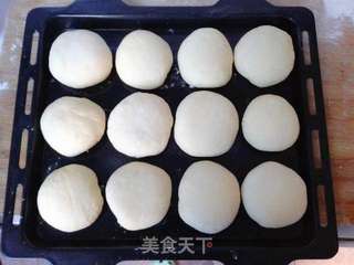 爱心早餐之果酱小餐包~(草莓果酱和红豆沙馅儿)的做法步骤:7