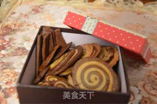 双色小饼干的做法步骤:15