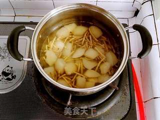 鱼腥草炖秋梨的做法步骤:7