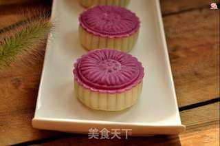双色黑芝麻冰皮月饼的做法步骤:15
