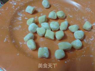 媲美鲜芋仙的芋圆仙草的做法步骤:6