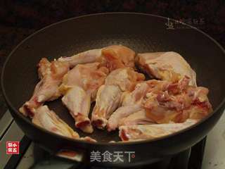 原汁原味的盐煎鸡翅的做法步骤:2