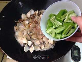 家常炒白贝的做法步骤:5