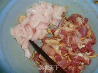 家乡竹笋焖肉的做法步骤:3