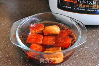 电压力锅版东坡肉的做法步骤:9