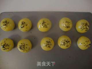 最爱蛋黄酥的做法步骤:19