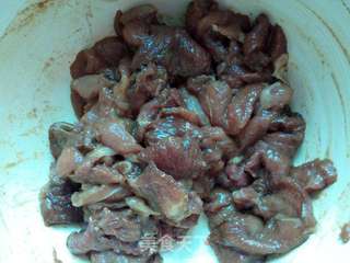 孜然牙签肉串的做法步骤:3