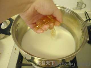 椰奶芒果布丁的做法步骤:4