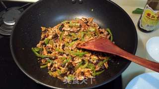 家常鱼香肉丝的做法步骤:10