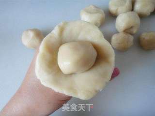 榨菜鲜肉月饼的做法步骤:7