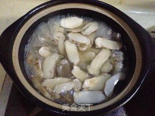 【松茸鸡汤】的做法步骤:5