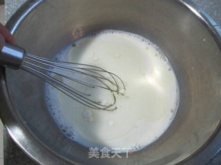 玫瑰花香绿豆沙冰皮月饼的做法步骤:3
