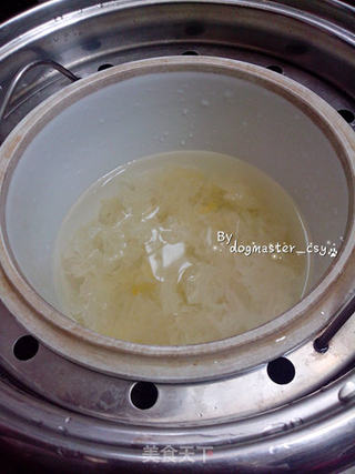 爱上那抹秋季里滋润的紫色【紫薯银耳汤】的做法步骤:4