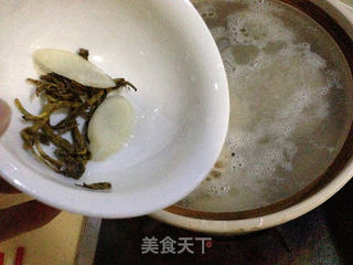 莲藕鸡汤的做法步骤:5