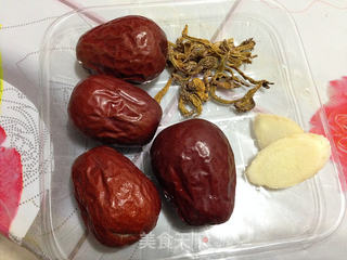 莲藕鸡汤的做法步骤:2