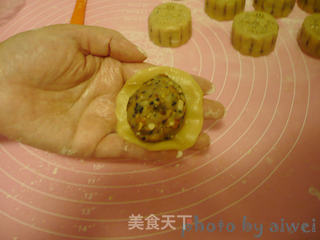 五仁月饼的做法步骤:13