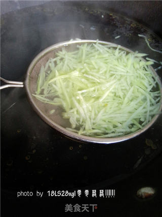 豆豉拌苦瓜的做法步骤:2