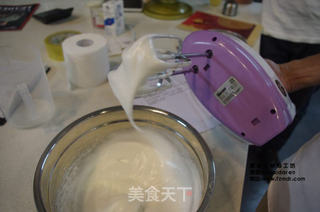 最近比较火的起司蛋糕(轻乳酪)的做法步骤:4