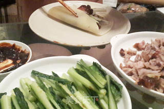 满嘴留香的简易版北京烤鸭(脆皮烤鸭)的做法步骤:8