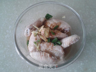 照烧鸡翅饭的做法步骤:2