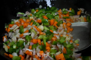 虾皮三蔬姜酒炒饭的做法步骤:2