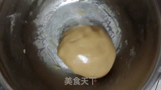 广式莲蓉月饼的做法步骤:2
