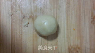 广式莲蓉月饼的做法步骤:6