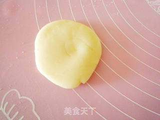 紫薯冰皮月饼的做法步骤:11