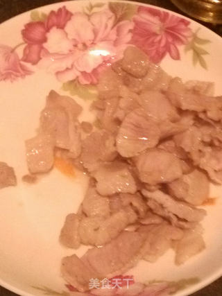 胡萝卜炒肉的做法步骤:4
