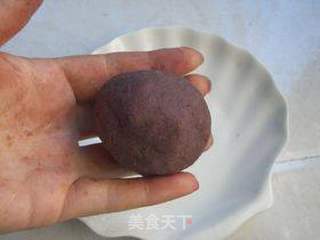 #红豆莲蓉蛋黄月饼的做法图解6