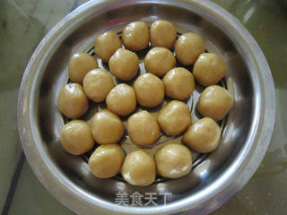 美味松仁红豆沙月饼的做法步骤:8