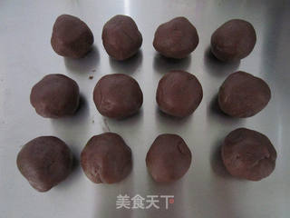 经典红豆沙月饼的做法步骤：6