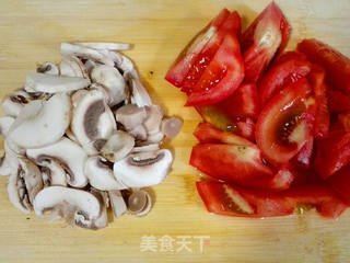 什锦番茄鸡蛋汤的做法步骤:3