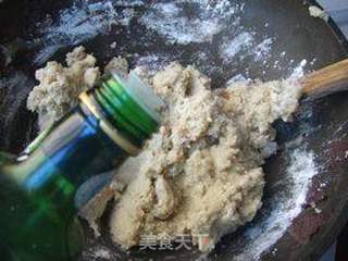 莲蓉蛋黄月饼的做法步骤:7