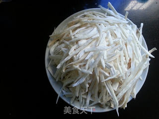 酸菜杏鲍菇的做法步骤:2