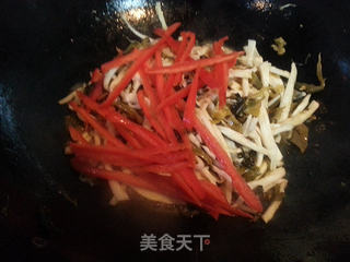 酸菜杏鲍菇的做法步骤:6